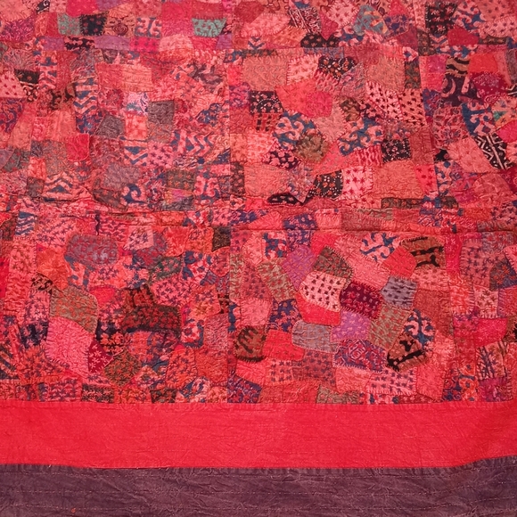 Unique Gorgeous King Size Vintage Patchwork Batik Bedspread from India - Picture 3 of 15